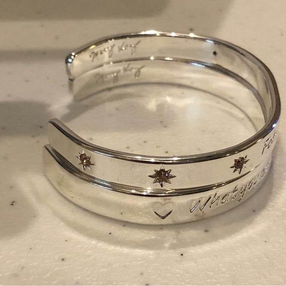 Set of 2 Mary Kay Cuff Bracelets- inspirational engraving - silver tone - Picture 5 of 12